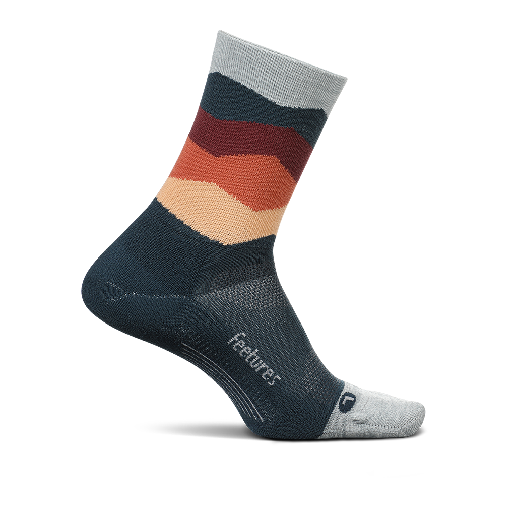 Feetures Elite Light Cushion Mini-Crew Socks